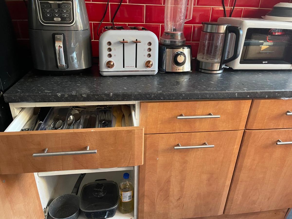Room With Shared Kitchen Londra Esterno foto