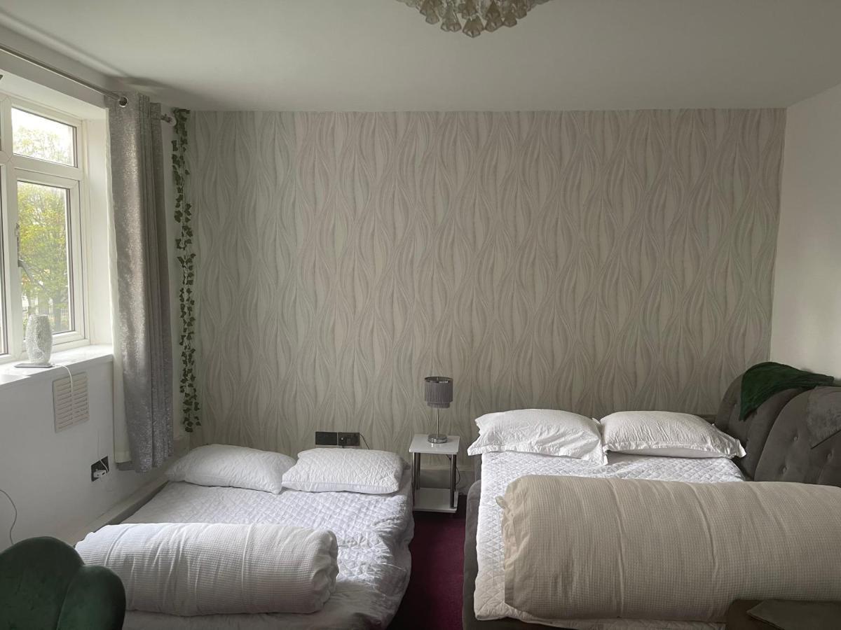 Room With Shared Kitchen Londra Esterno foto