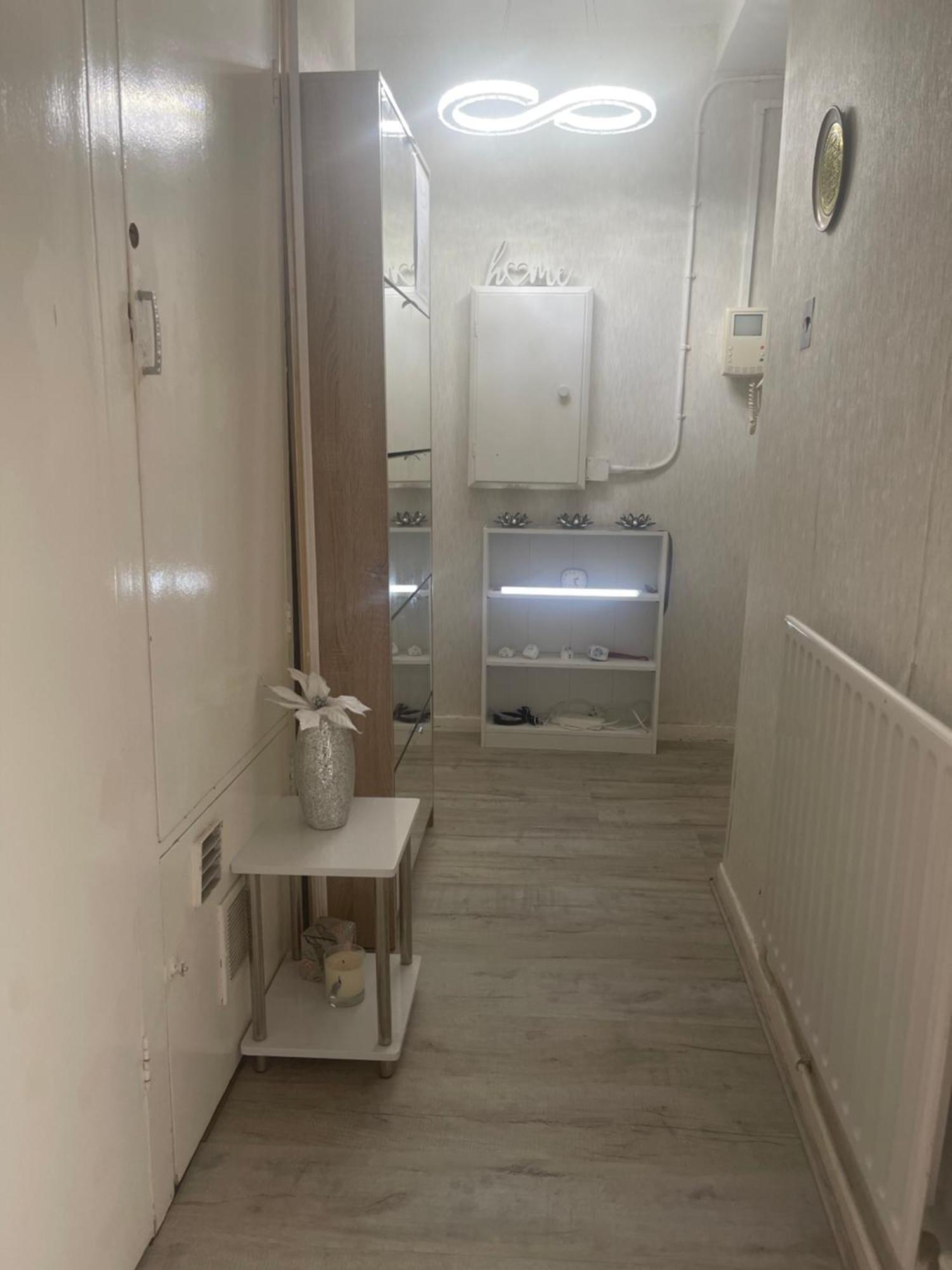 Room With Shared Kitchen Londra Esterno foto